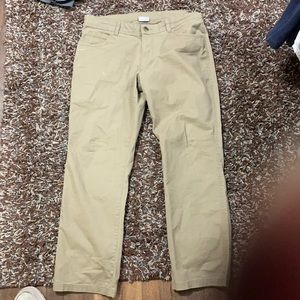 Columbia pants .. 34 30 .. excellent condition won’t be dissapoontes